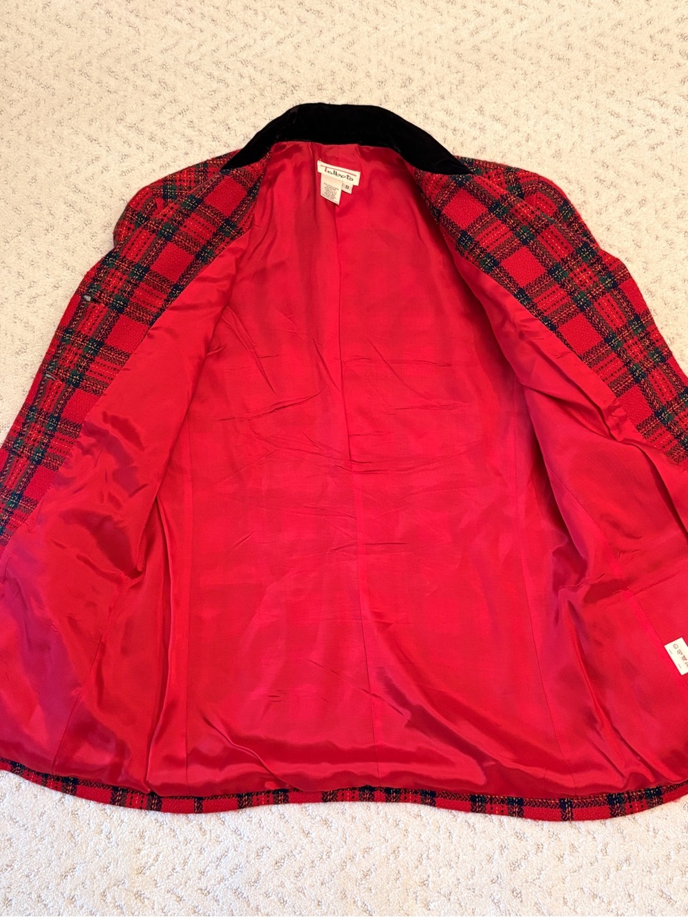 Vintage Talbots Red Plaid Tartan Wool Blazer Jacket Size 8 Black Velvet Collar - Picture 5 of 11